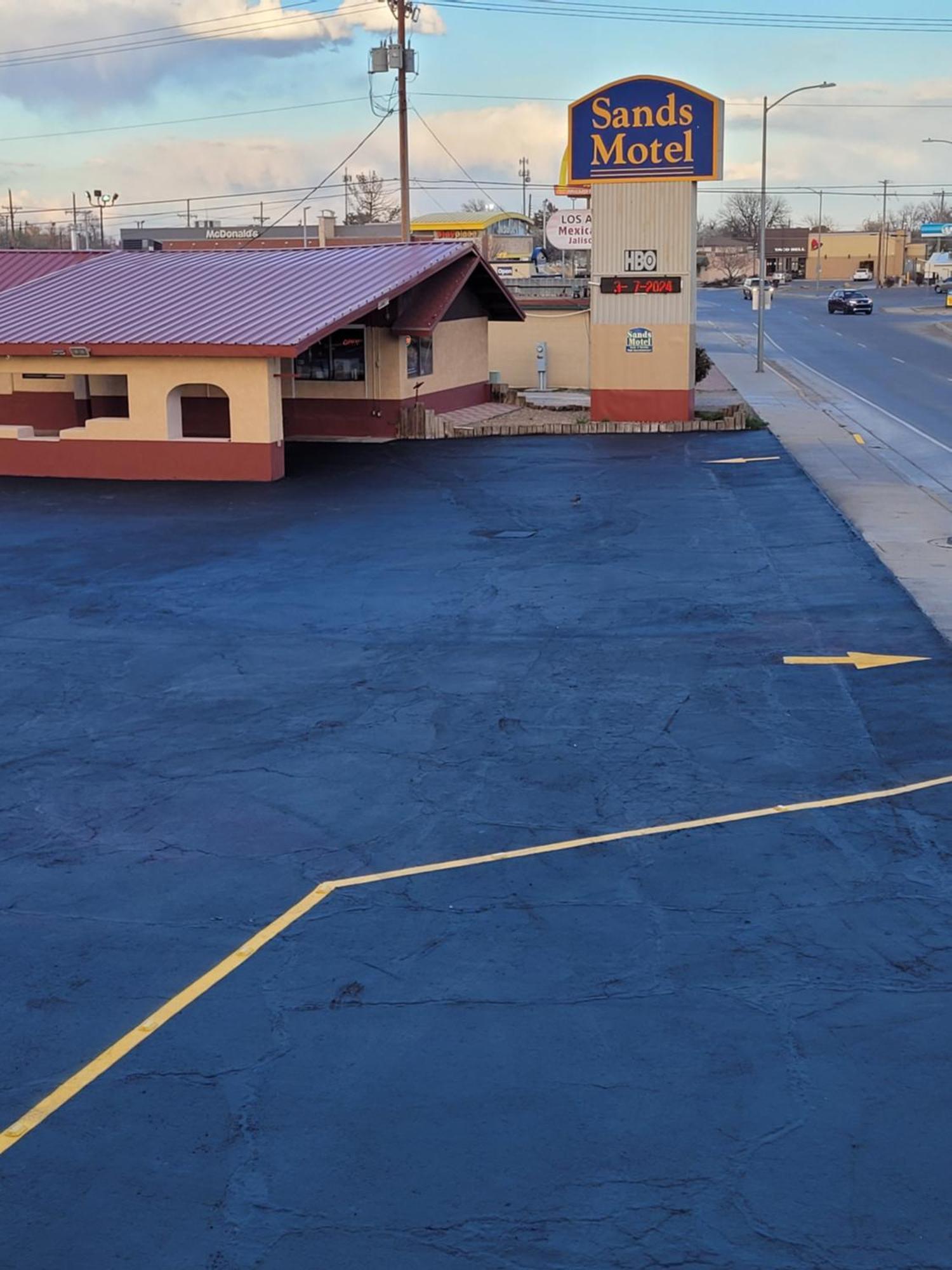 Sands Motel Portales Kültér fotó